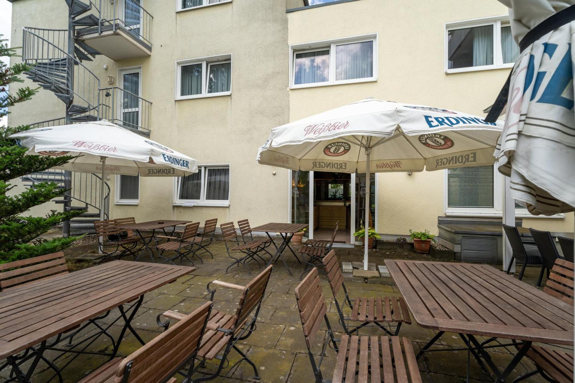 Airport Business Hotel Koeln Exteriör bild