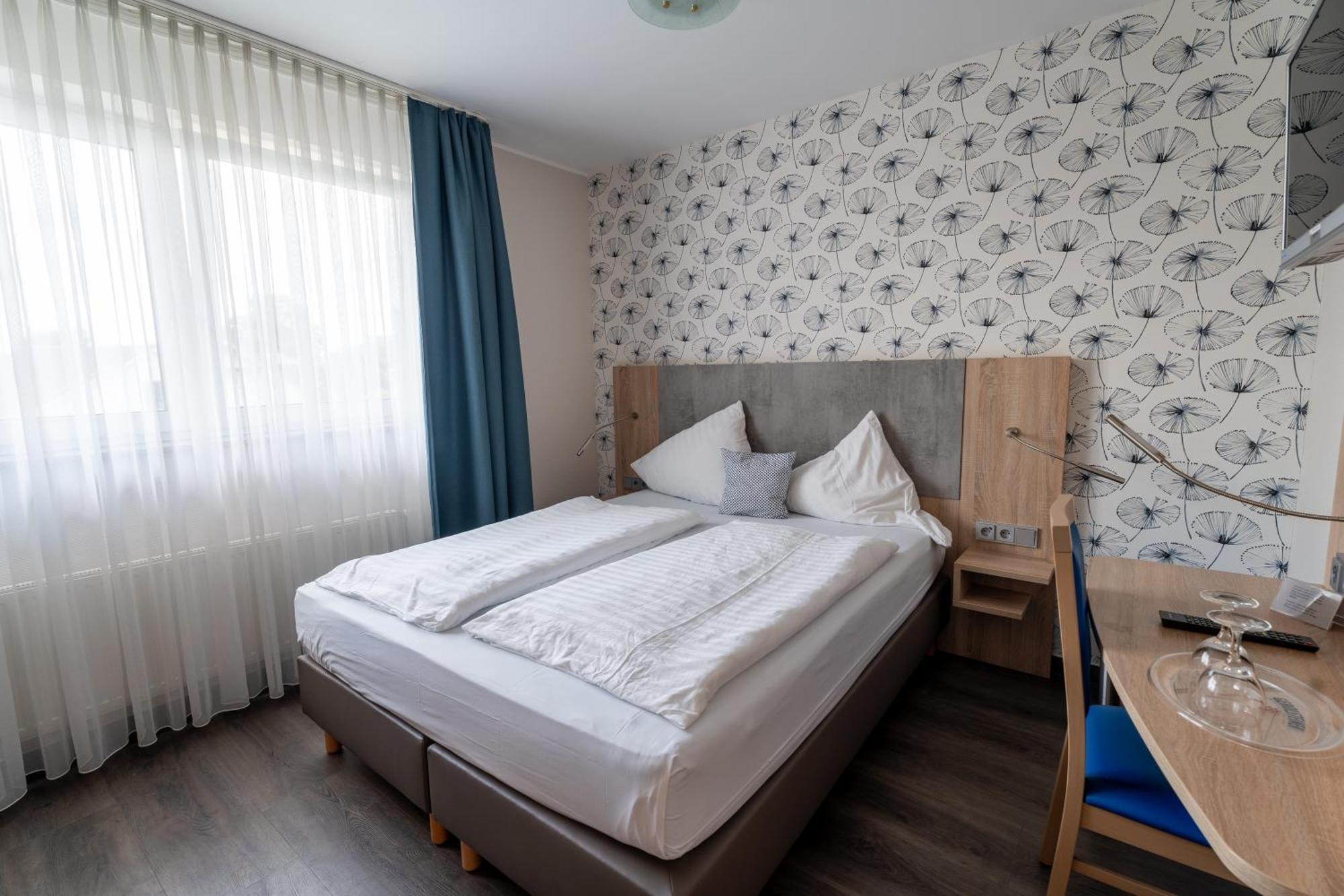 Airport Business Hotel Koeln Exteriör bild