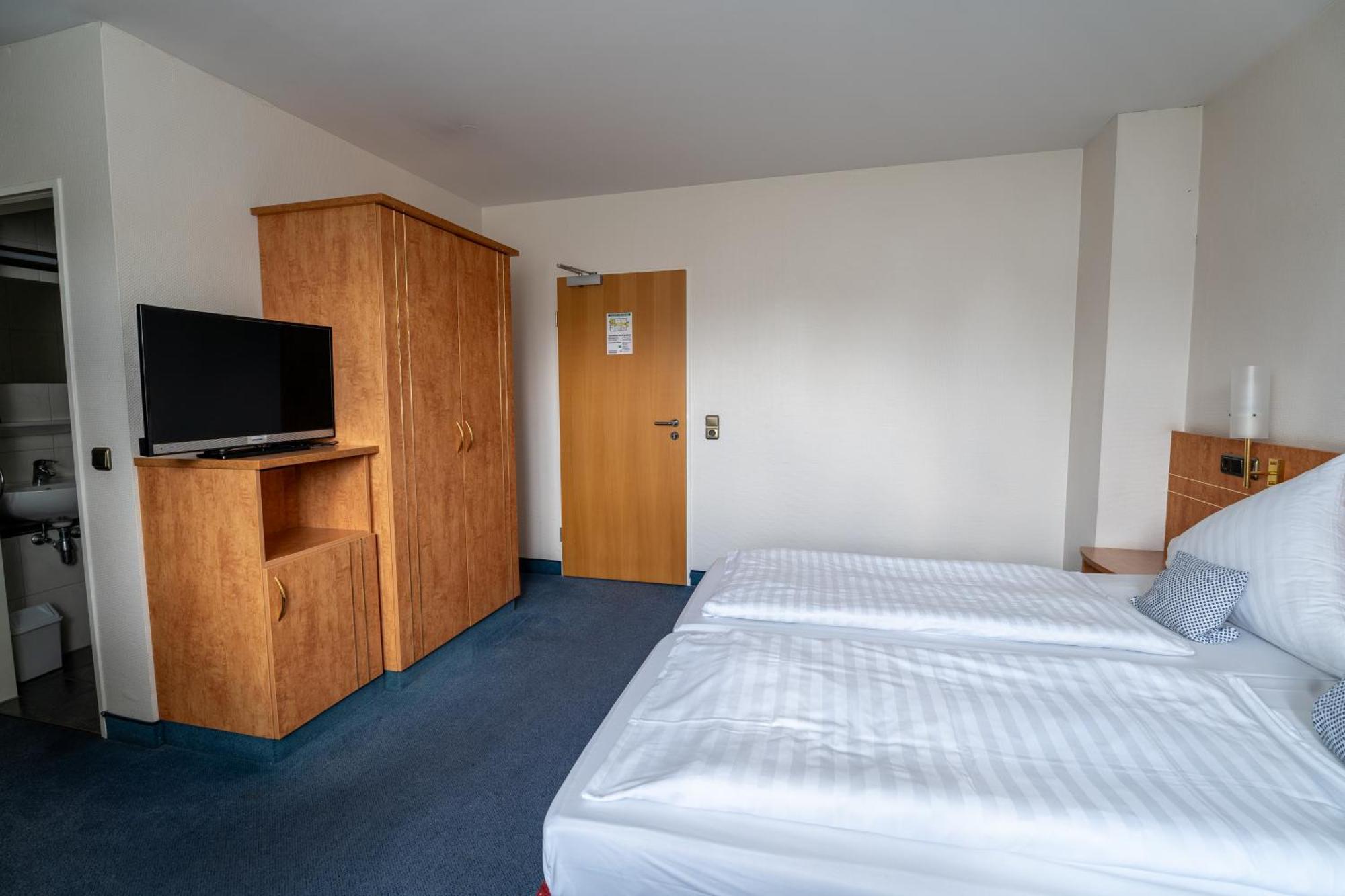 Airport Business Hotel Koeln Exteriör bild