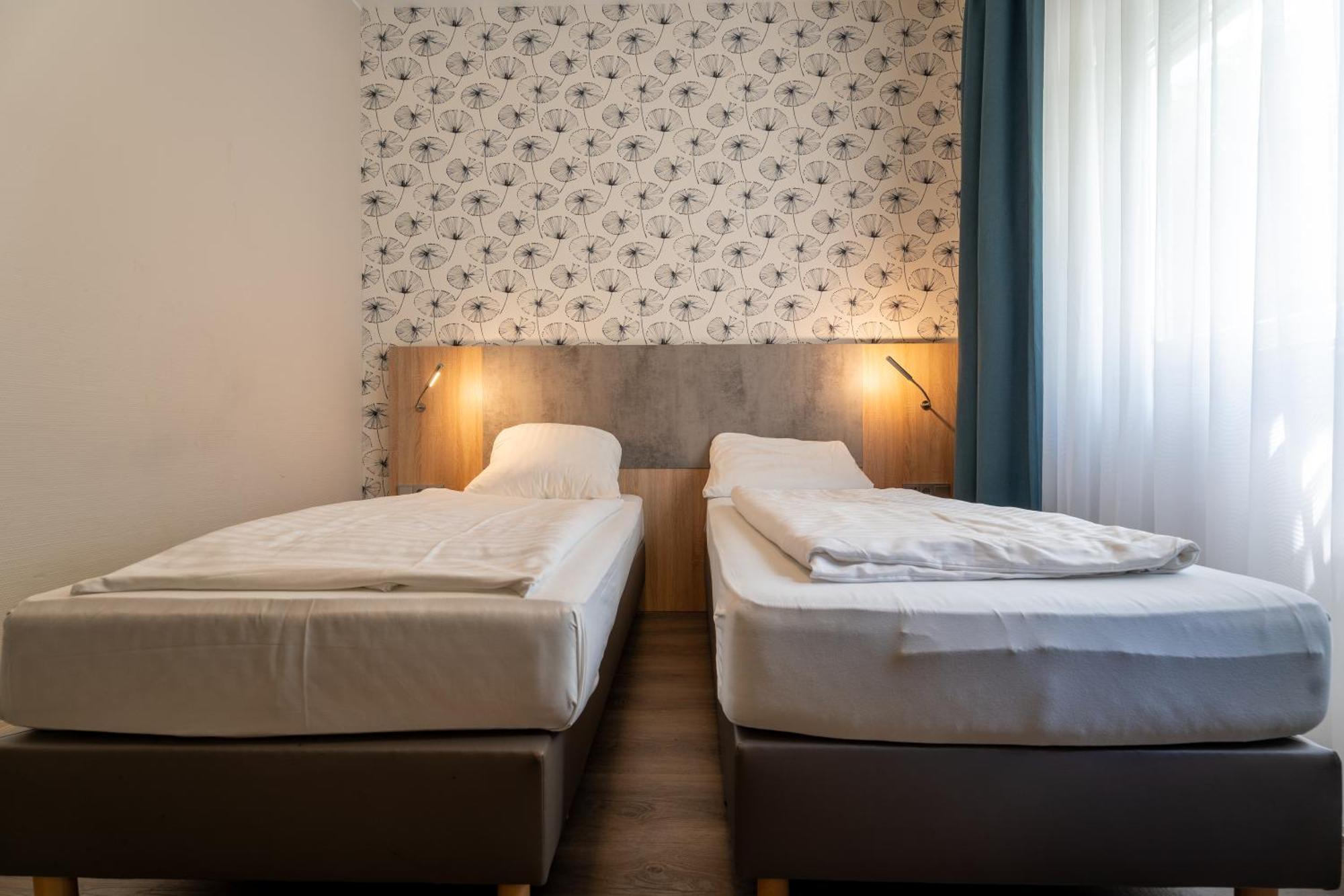 Airport Business Hotel Koeln Exteriör bild