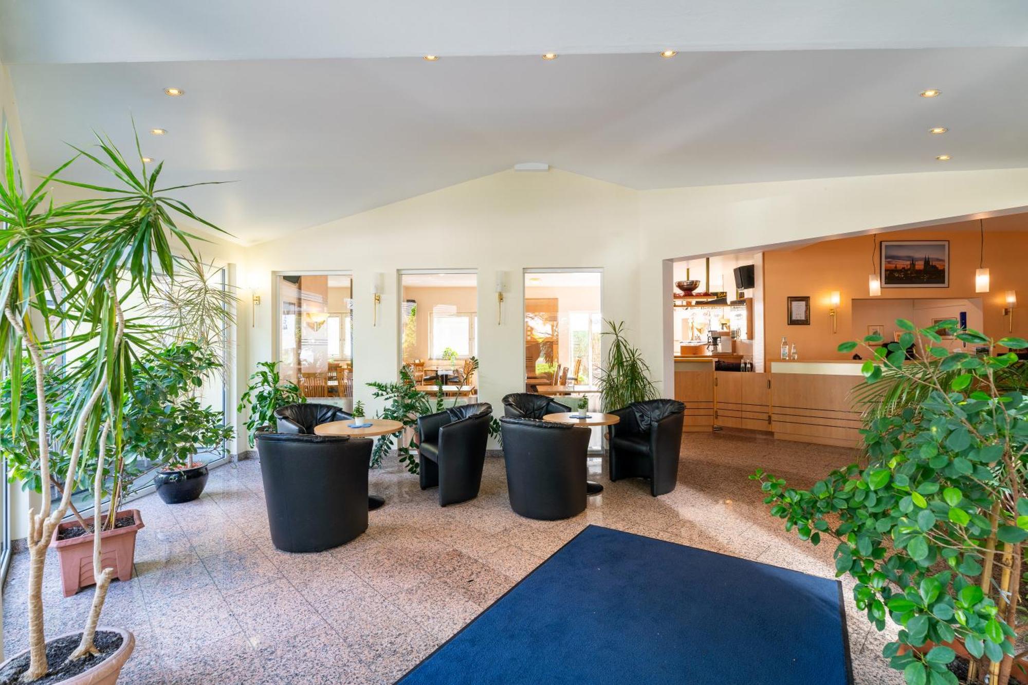 Airport Business Hotel Koeln Exteriör bild